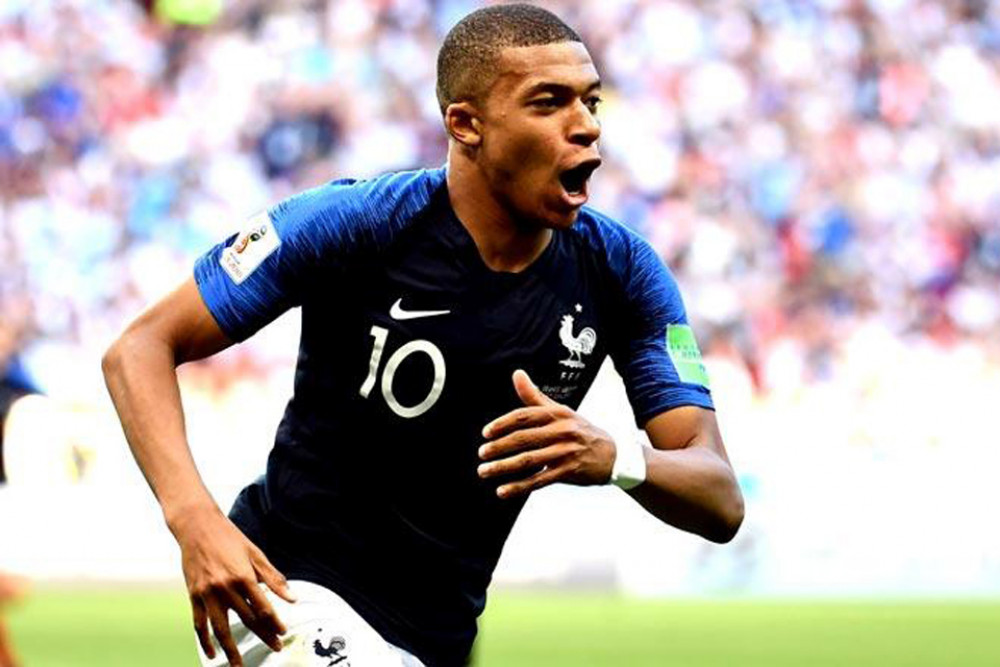 एम्बाप्पेलाई रियलको १६ करोड अफर