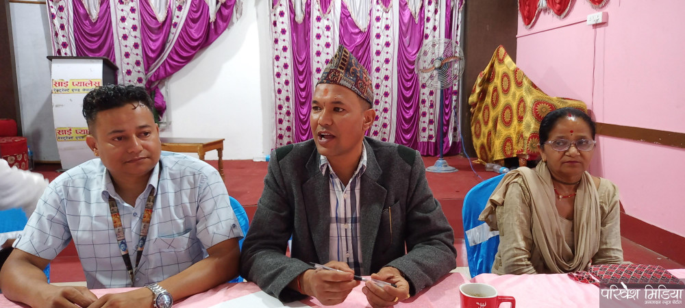 बिर्तामोड ८ मा कांग्रेसको तर्फबाट चिरञ्जिवी कार्कीेद्वारा उम्मेद्वारी घोषणा