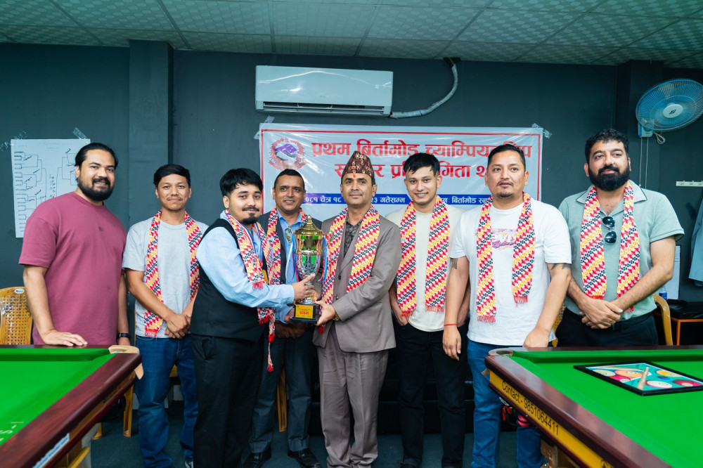 प्रथम बिर्तामोड च्याम्पियनसीप स्नुकर प्रतियोगिताको उपाधि आकाश गजमेरलाई