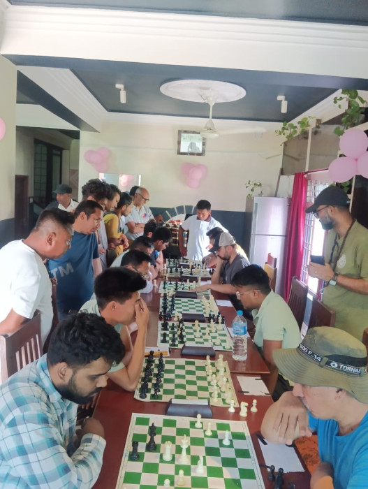 मासेमी फियाक चेस टुर्नामेन्टमा प्रथम बने दमकका सुमन श्रेष्ठ