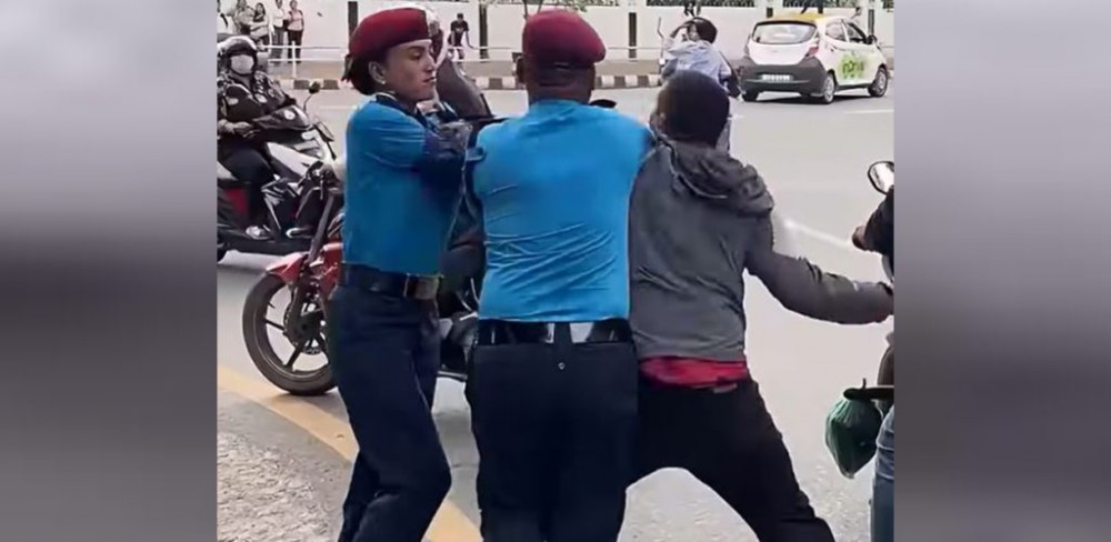 महिला प्रहरीमाथि हातपात गर्ने कठायत पक्राउ